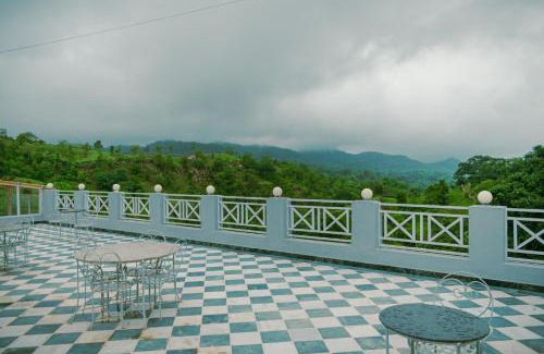 Kumbhalgarh Resort | The Sky Imperial Pavoreal Jungle Resort