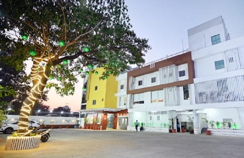 Tuljapur Hotel | The Sky Land Hotel & Restaurant