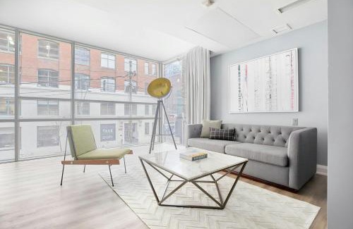 Fashion District Hotel | The Slate Hotel Downtown, Sonder by Marriott Bonvoy