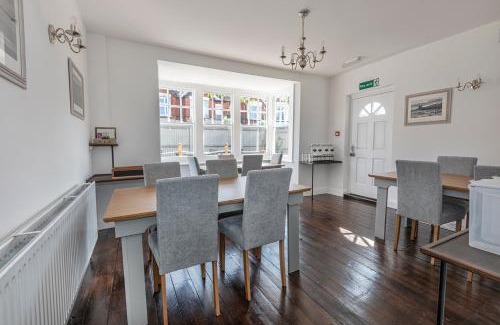 Herne Bay Bed & Breakfast | The Sleep-Inn Hare B&B