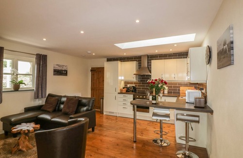 Blisland Cottage | THE SMITHY, pet friendly, with open fire in Blisland