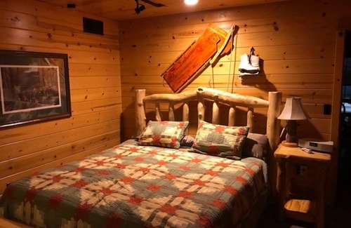 Republic County Cabin | The Snow Goose Lodge