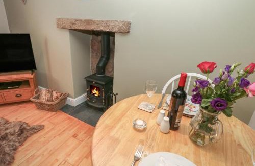 Middleton House | The Snug