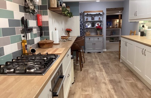 Cornwall Cottage | The Snuggery a Cosy Country Cottage
