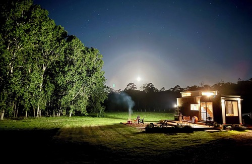Deanmill Ski Chalet | The Soak at Dalton's Paddock
