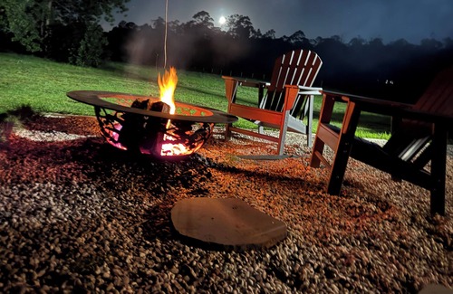 Deanmill Ski Chalet | The Soak at Dalton's Paddock