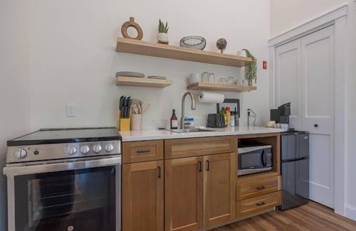 Ellsworth Apartment | The Solace Nook