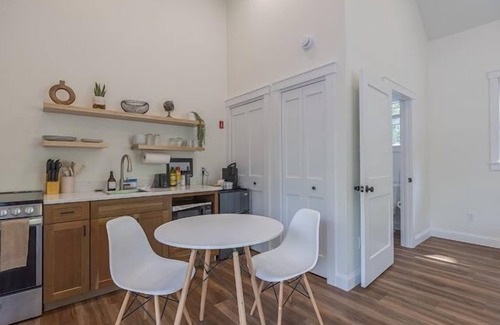 Ellsworth Apartment | The Solace Nook
