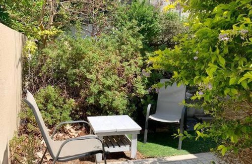 Caesarea Apartment | The song of the sea - independent one bedroom