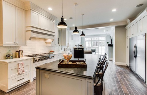 Old Town Bed & Breakfast | The Sono Chicago
