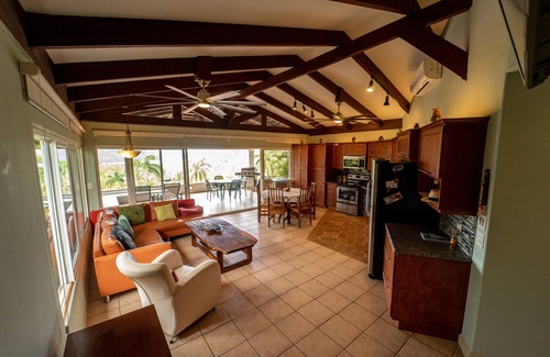 Panama Beach Villa | The Soothing Sunet Villa w/pool and all inclusive option