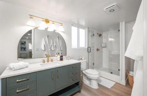 North Redondo Apartment | The South Bay Retreat