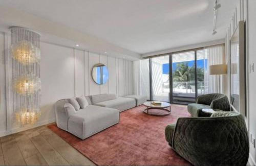 City Center Apartment | The South Beach Suite