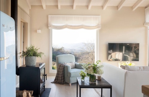Cajide Cabin | the south lair Lugás