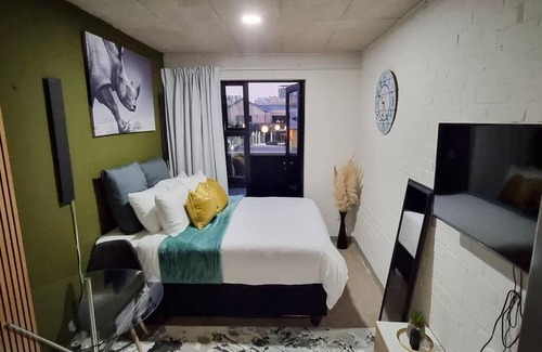 Downtown Johannesburg Apartment | The Southern Aurora