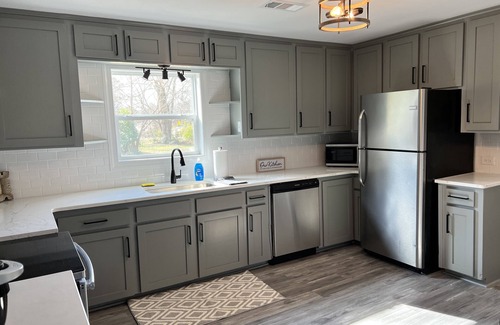 Monroeville House | The Southern Pecan