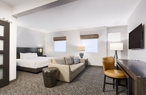 Southlake Hotel | The Southlake Hotel