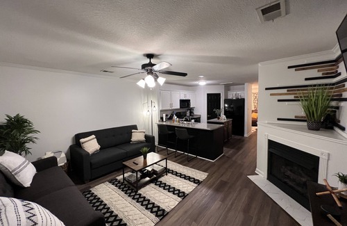Clarksville Condo | The Sparrow's Nest, BOHO inspired stay close to shopping, dining, and Nashville.
