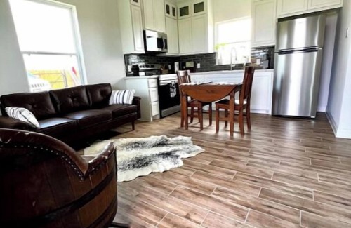 Needville House | The Special Jnn