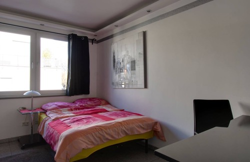 Hartenberg-Munchfeld Apartment | THE SPECIAL WITH CHARM, FLAIR & STICK