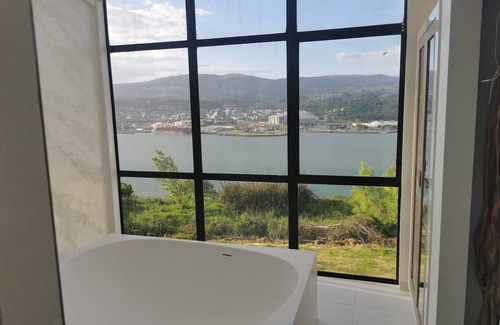 Dunedin House | The spectacular harbour view
