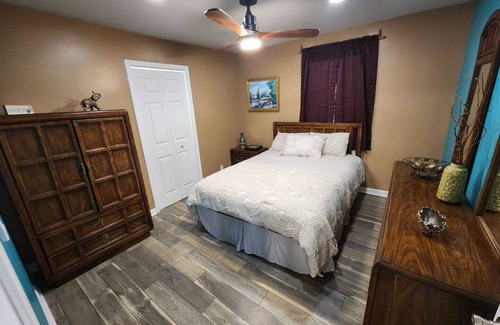 Lawrenceburg House | The Spot! 3 Bed, 1 Bath