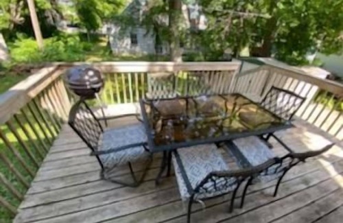 Detroit Lakes House | The Spot on Summit