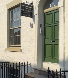 Preston Bed & Breakfast | The Spring Bank APARTHOTEL