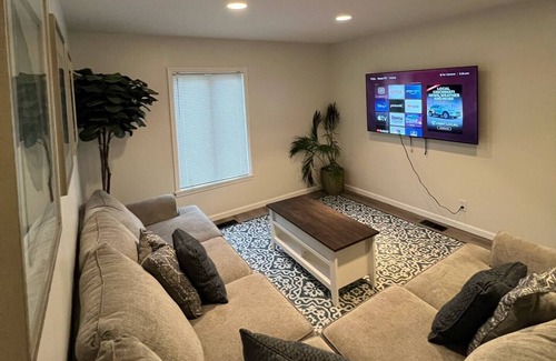 Springboro House | The Springboro Family & Friends House! 4bd/2ba