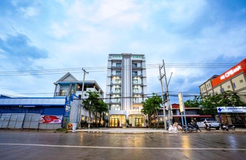 Kampot Hotel | The Square Kampot Hotel