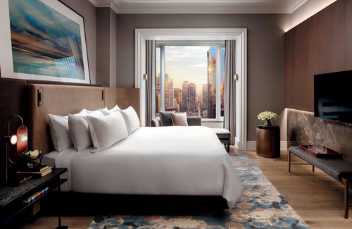 Financial District Hotel | The St. Regis Toronto