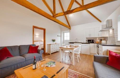 Hethel House | The Stable