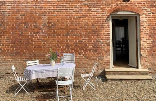 Woolage Green House | The Stable
