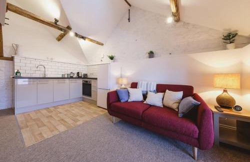 Little Stoke House | The Stable- Hopewell