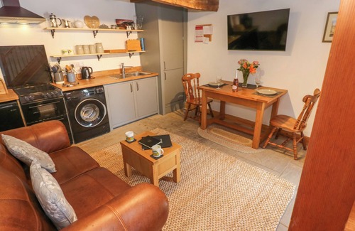 Outhgill Cottage | THE STABLE, romantic, character holiday cottage in Hawes