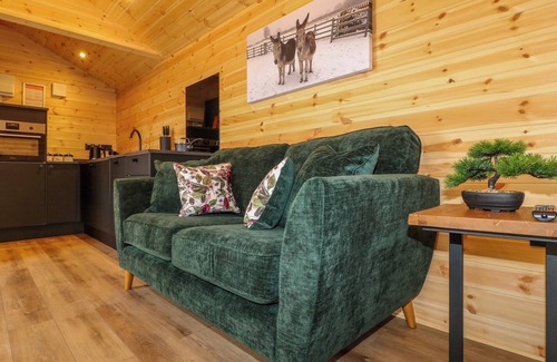 Derbyshire Cottage | THE STABLE, romantic, character holiday cottage in Church Broughton