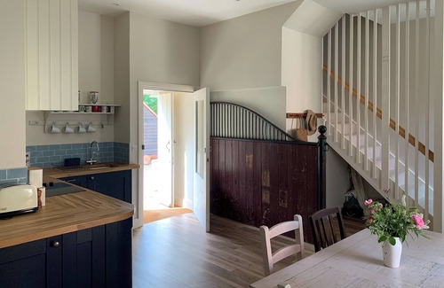 Woolage Green Cottage | The Stable was renovated in 2020 to enhance your stay in the Canterbury area.