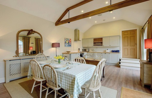Great Doddington Cottage | The Stables at Weedon Hill Farm
