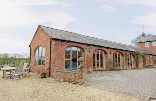 Great Doddington Cottage | The Stables at Weedon Hill Farm