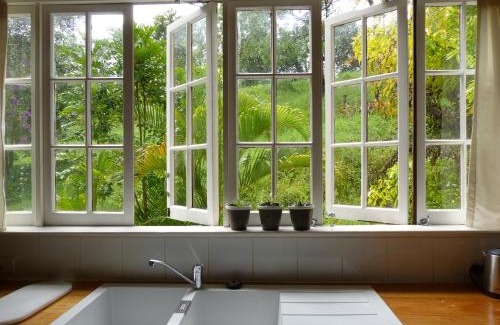 Cooroy House | The Stables