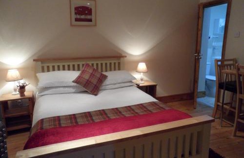 Knowle Sands Bed & Breakfast | The Stables - Deer Park Farm