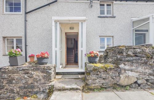 Corwen Apartment | The Stables
