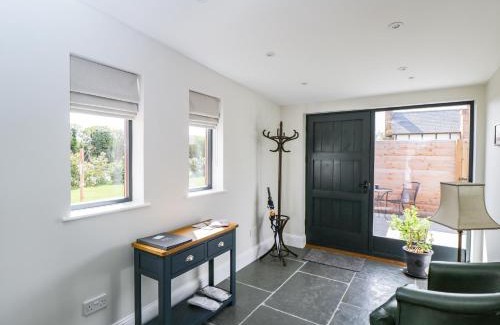 Hereford House | The Stables