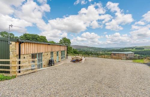 Eastgate House | The Stables