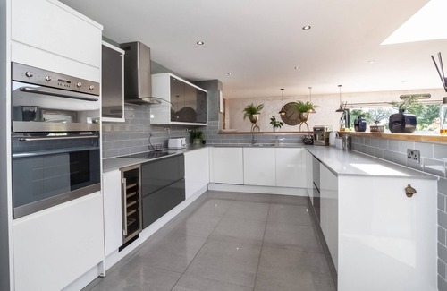 Earswick Cottage | The Stables Luxury House! - sleeps 18 guests in 7 bedrooms