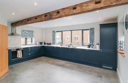Holme Cottage | THE STABLES, pet friendly, luxury holiday cottage in Thirsk
