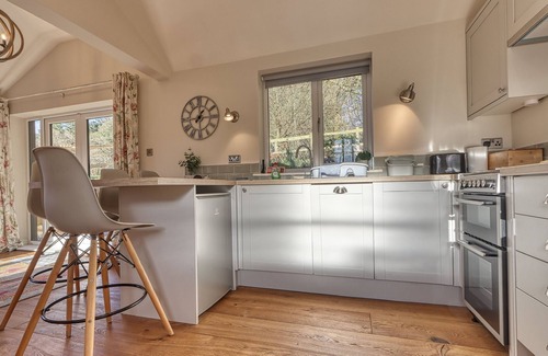 Chilworth Cabin | The Stables , Surrey Hills