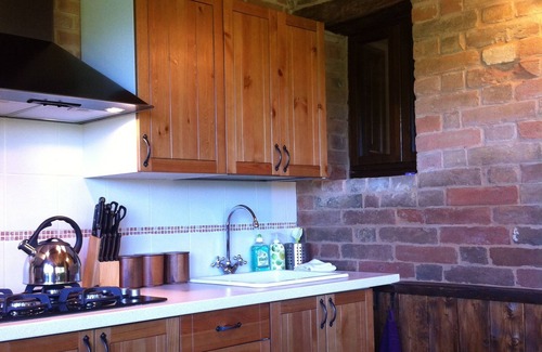 Amandola Apartment | The Stables @ The Hideaway Farmhouse Holiday Apartments, Amandola, Le Marche