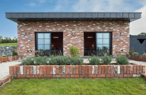 Roscoe House | 'The Stables' (Tigh Johnny Mór)