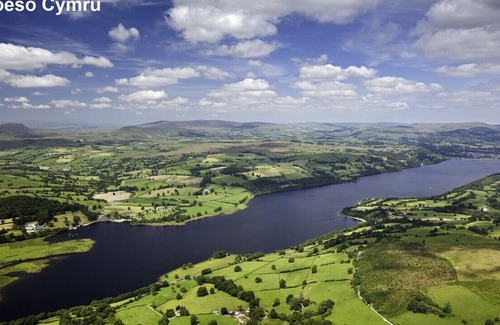 Corwen House | The Stables - Two Bedroom House, Sleeps 5